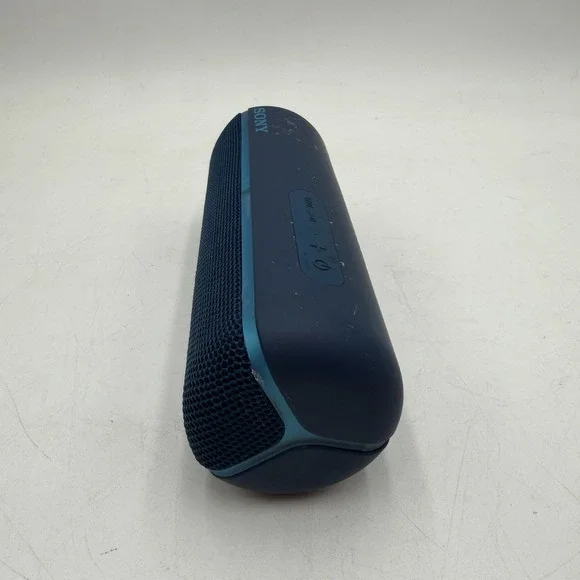 Sony SRS-XB22 Wireless Portable Speaker Extra Bass Waterproof Blue With Aux - Picture 2 of 6